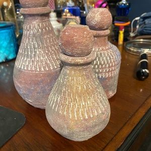 Hecho in Mexico set (3) Potion/oil’s vases with tops